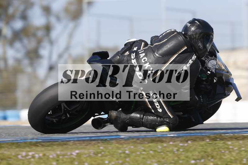 /Archiv-2024/02 29.01.-02.02.2024 Moto Center Thun Jerez/Gruppe schwarz-black/24